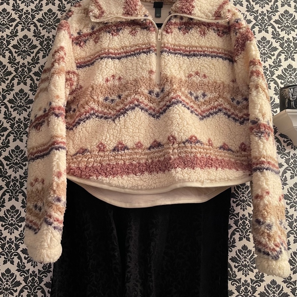 Cropped sweater